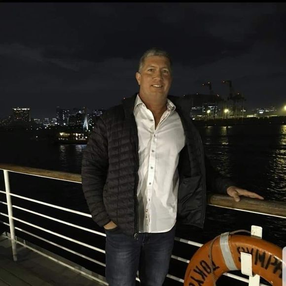 Meet your Posher, Brian - Picture 1 of 1